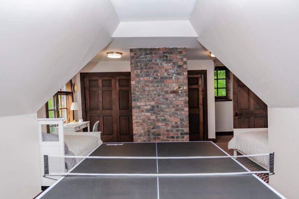 Castle Estate In Sw Minutes From Downtown Holiday home