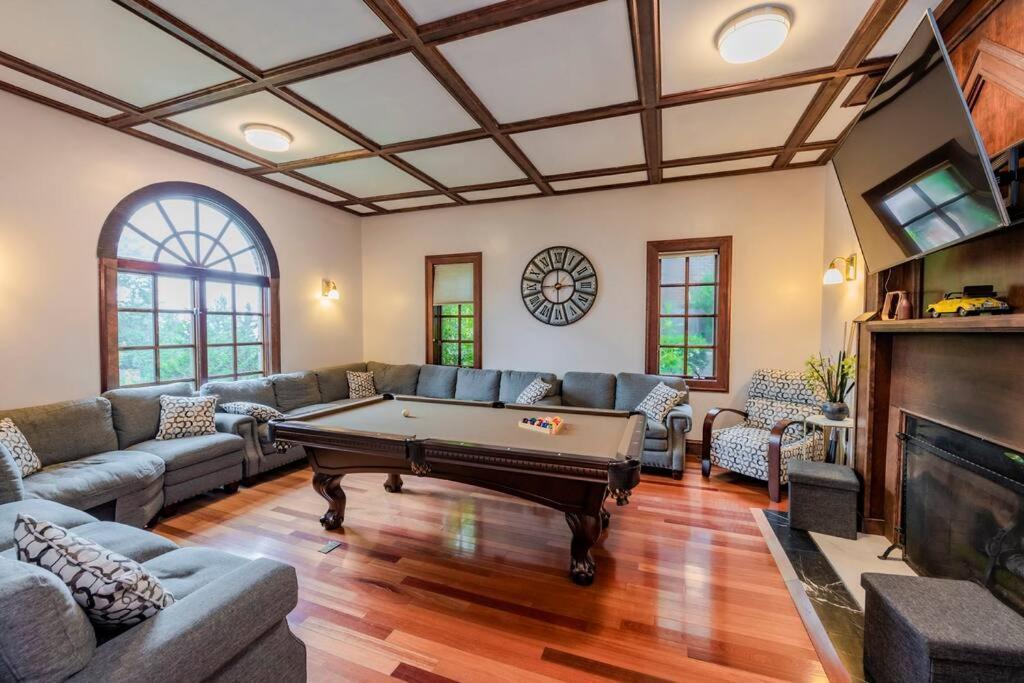 Holiday home Castle Estate In Sw Minutes From Downtown *