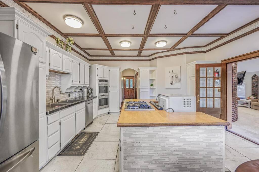 Castle Estate In Sw Minutes From Downtown * Portland