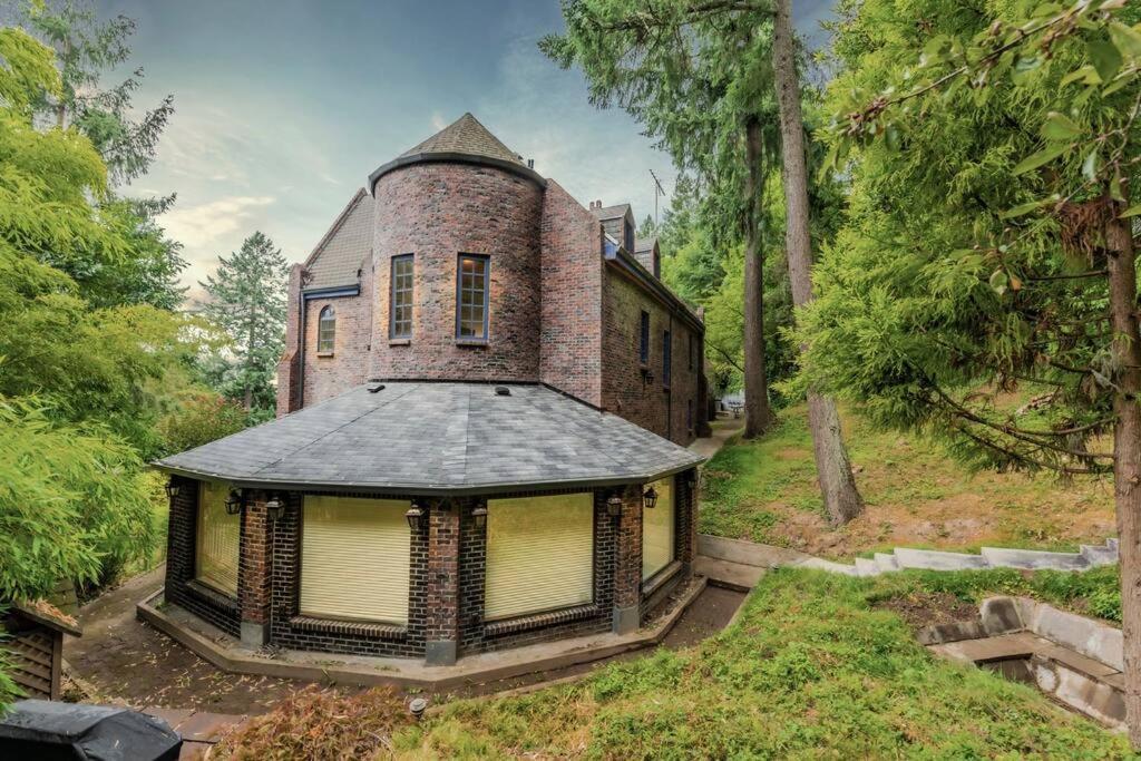 Holiday home Castle Estate In Sw Minutes From Downtown *